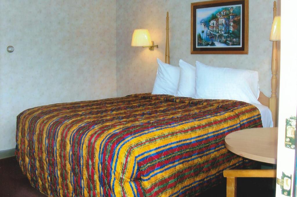 Travel Inn Orange מראה חיצוני תמונה